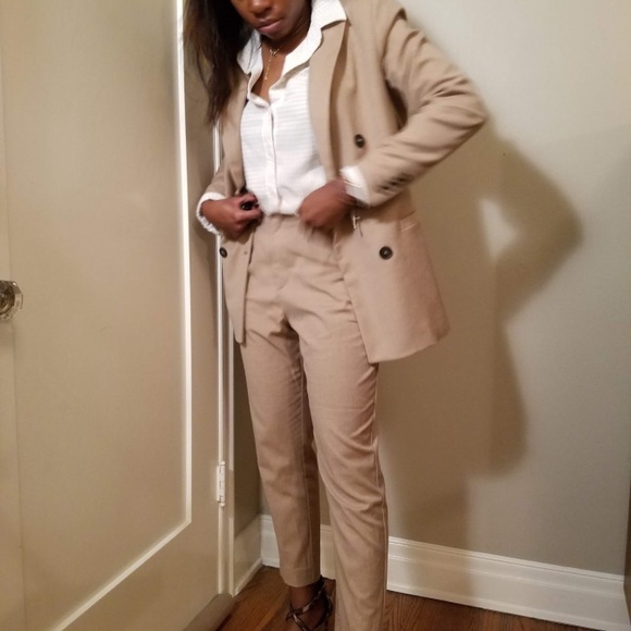 Spring/Summer Suit - Picture 2 of 7